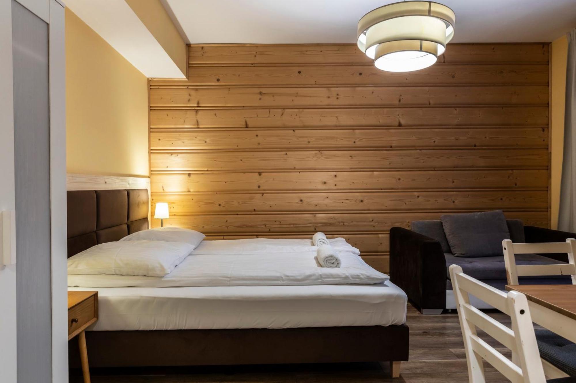 Udanypobyt Apartamenty Przy Dolinach A I B Kościelisko Rum bild