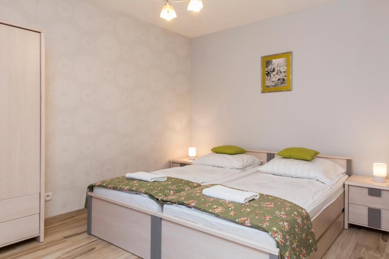 Udanypobyt Apartamenty Przy Dolinach A I B Kościelisko Exteriör bild